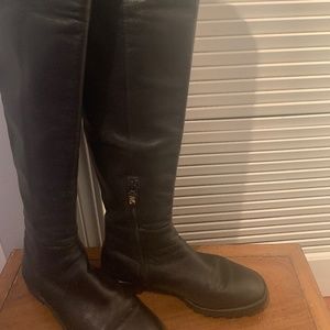 Stuart Weitzman Size 8 Amber OTK boots with flaw.
